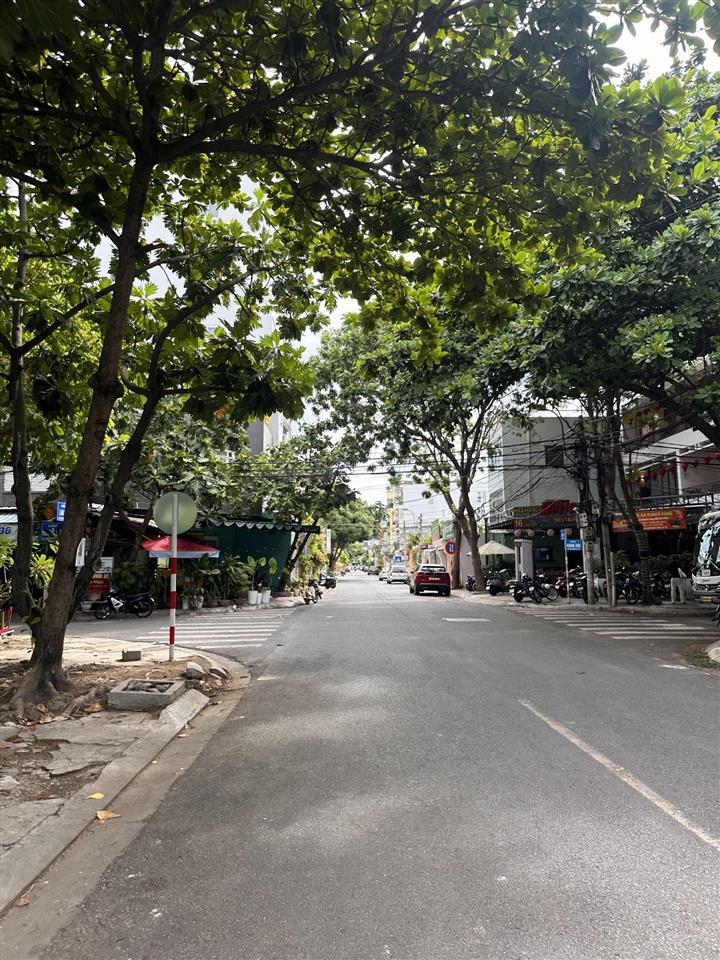 Bán căn góc 2 mặt tiền lam sơn, p phước hoà, nha trang, 449m2 ngang 18m vị trí đẹp