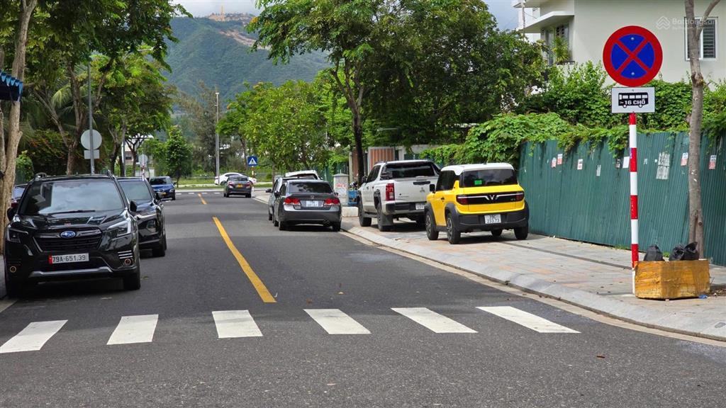 *** lô góc đẹp 2 mặt tiền đường văn tiến dũng + b3 kđt vcn phước hải