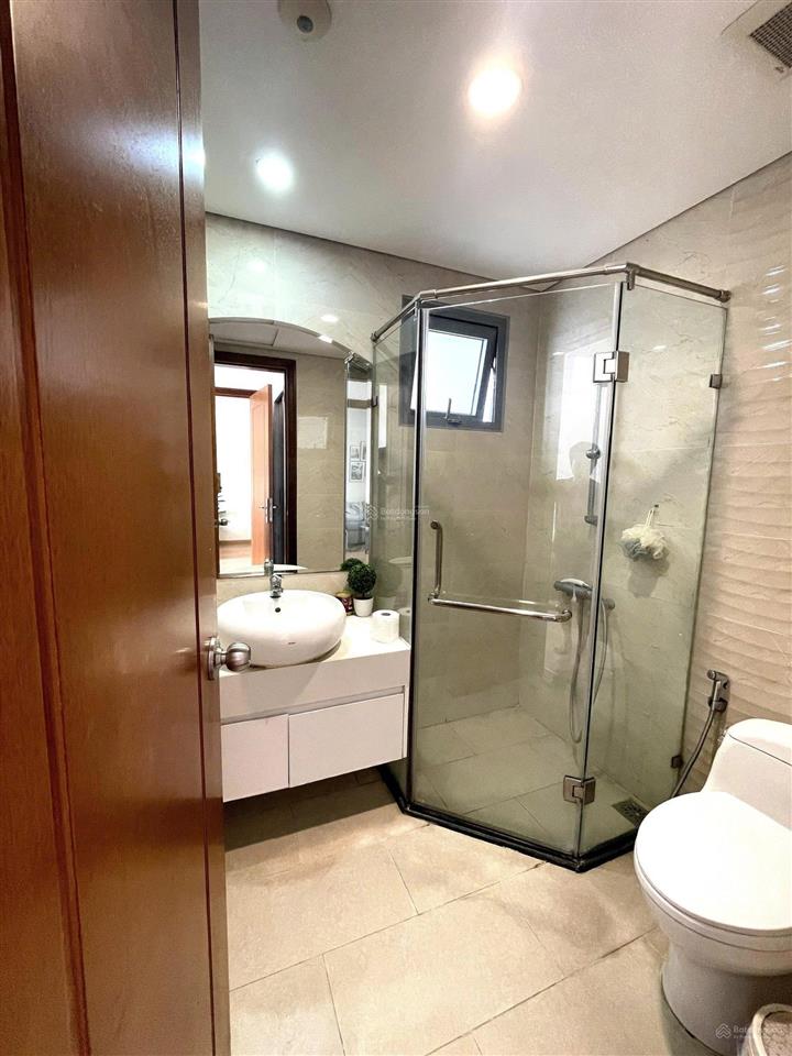 Căn hộ park 10 times city 2pn cho thuê view thành phố về đêm, giá tốt