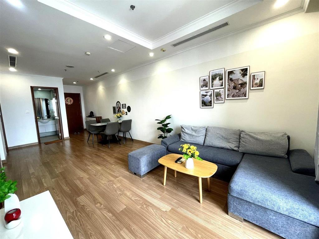 Căn hộ park 10 times city 2pn cho thuê view thành phố về đêm, giá tốt