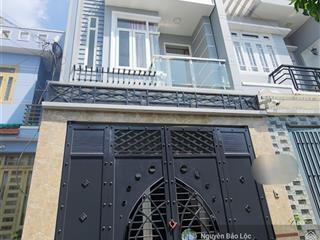 Nhà đẹp 3 tầng btct, 62m2, đường 5m ô tô. chốt quanh 7 tỷ