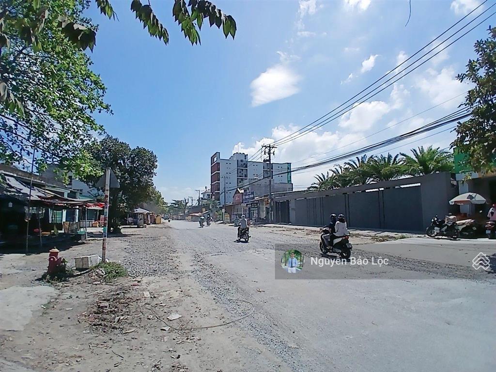 Mặt tiền đường  sát lò lu. 116.8m2 thổ cư, 63m2 cln  ngang lớn 9m. giá chốt 9.99 tỷ