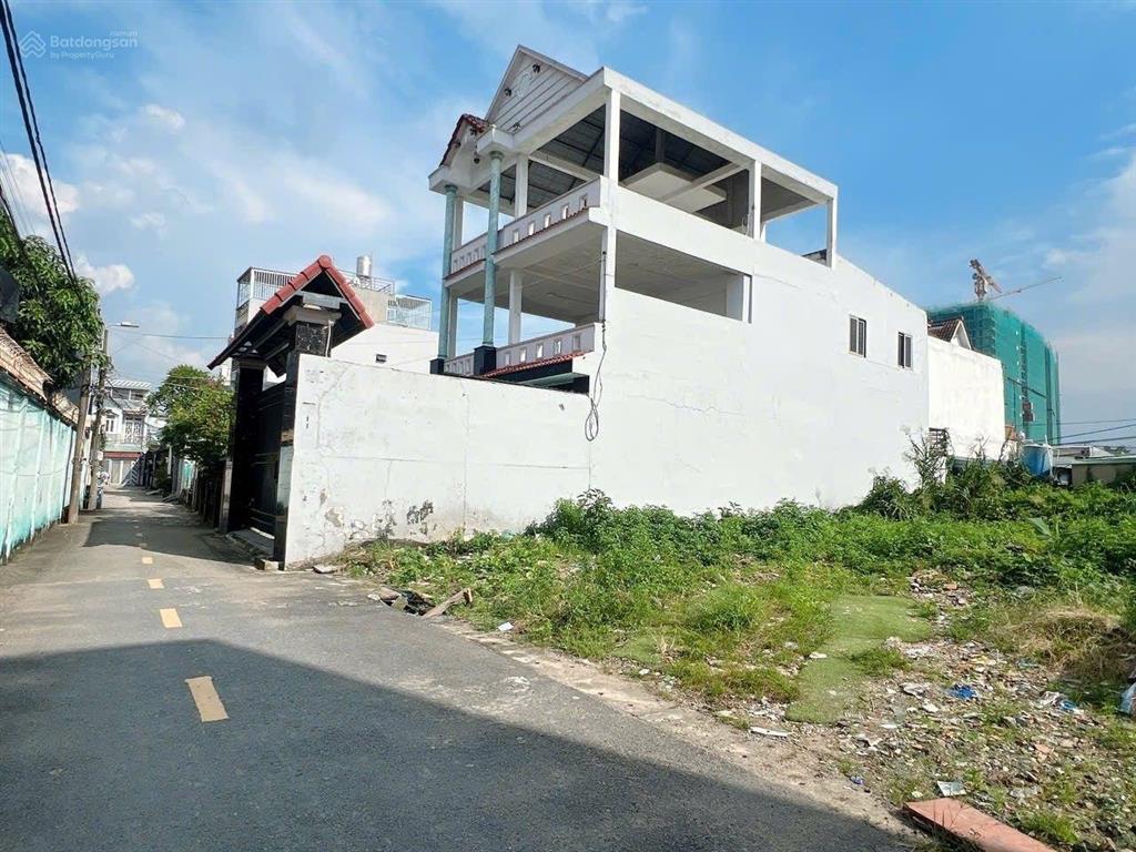 Đường 6  lò lu  80m2  4.69 tỷ. ô tô ngủ trong đất