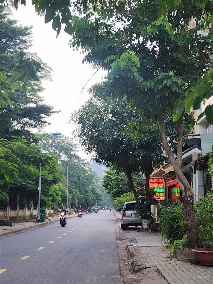 Đất đẹp ngay d2  man thiện  105m2 ( 5x21)  9.99 tỷ