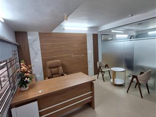 Cc cho thuê văn phòng đủ đồ đẹp mới 100% ngõ ô tô phố vũ thạnh thang máy