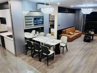 Em cập nhật các căn bán 60m83m87m109m view cực đẹp cực thoáng 6th element.  0923 363 ***