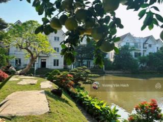 Bán biệt thự đơn lập ciputra tây hồ  thang máy  view hồ, sân gorl  5 nổi 1 hầm giá nhỉnh 300tr