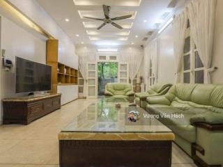 Chính chủ bán biệt thự ciputra tây hồ  nhà đẹp  ở ngay  nội thất nhập khẩu 250m2 nhỉnh 50 tỷ