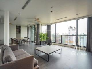 Cho thuê 3n2wc1k phố trịnh công sơn, diện tích 200m2. full đồ nội thất cao cấp, giá thuê 32 triệu