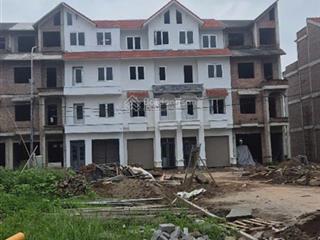 Chính chủ cần bán gấp căn liền kề 75m2 trục b31 khu cienco 5 hoàng quốc việt kéo dài