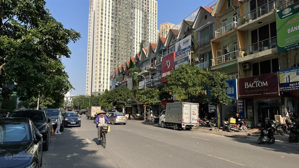 Bán nhà văn quán 50m2, mặt tiền 6m, gần đường nguyễn khuyến, chiến thắng, giá 14 tỷ