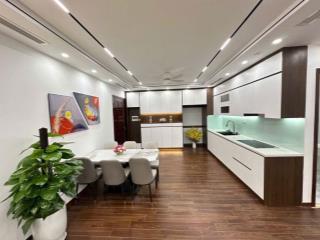 Bán căn hộ chung cư Bộ Kế Hoạch và Đầu Tư - Quan Hoa 105m2 3pn 2vs 8,1 tỷ full NT