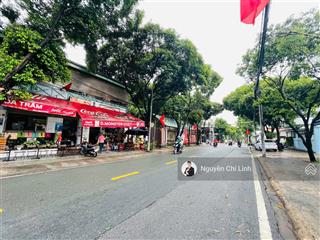Giảm 4 tỷ ! mặt tiền kinh doanh ngay trung tâm gần ngã tư thủ đứcngang 12m nở hậu dtcn 369m2