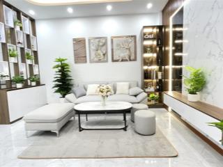 Bán nhà tại phường yên sở, hoàng mai, giá siêu hời 6,6 tỷ, 35m2,nhà mới đẹp long lanh,3 nhà ra phố