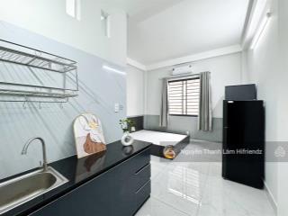 Căn hộ studio cửa sổ thoáng  full nội thất  cạnh đầm sen