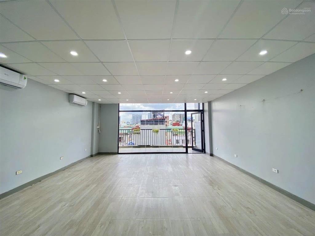 Chính chủ cho thuê sàn mặt phố đống đa 120m2 giá chỉ nhỉnh 18triệu cực đẹp mới