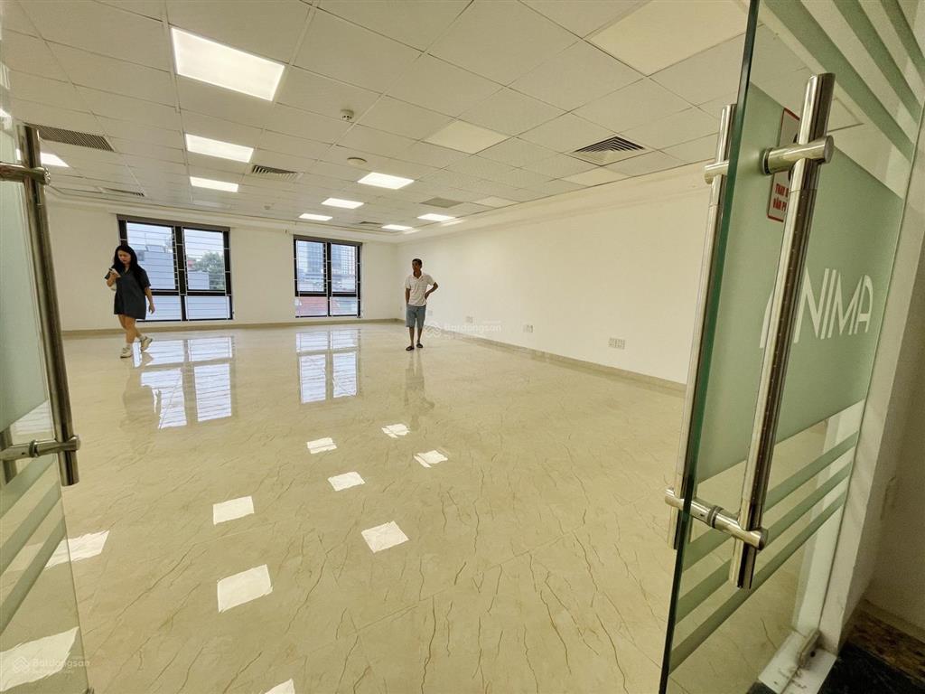 Bóc tem sàn văn phòng đẹp keng phố láng hạ  đống đa 110m2 giá chỉ 18tr
