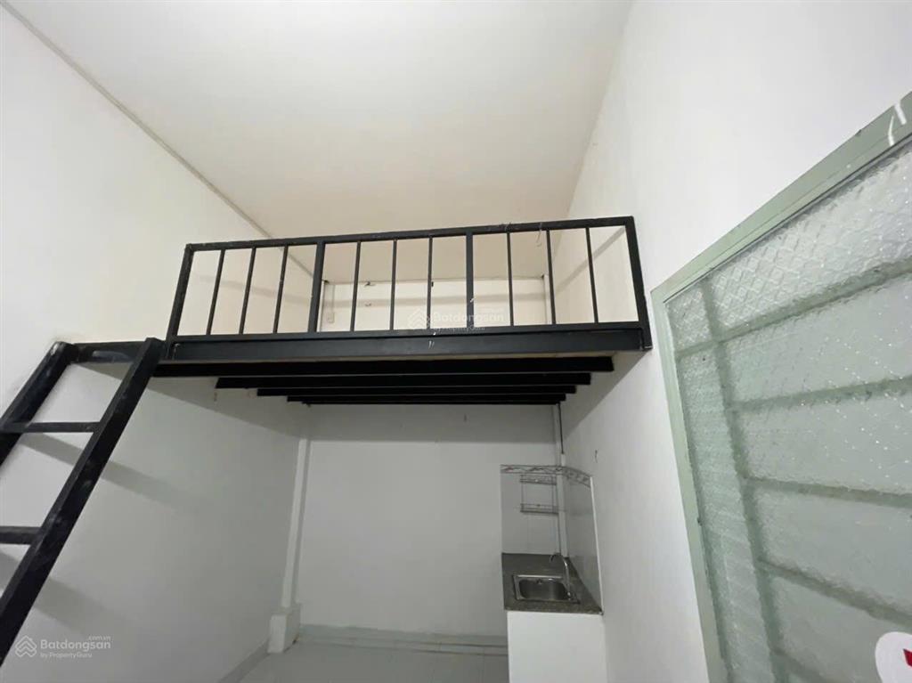 Cho thuê phòng giá tốt ngay lê văn sỹ quận 3 có máy lạnh, kệ bếp, nvs riêng, có bảo vệ 24/24