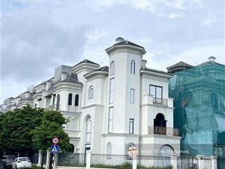Đơn lập góc cạnh hồ điều hoà, nằm trên trục đường lớn 30m  giá hấp dẫn tại vin ocean park gia lâm