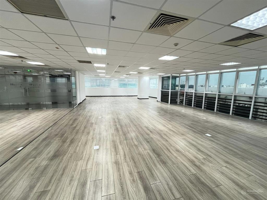 Văn phòng cho thuê 195m2 đường nguyễn văn trỗi, phú nhuận