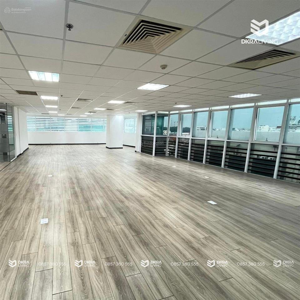 Văn phòng cho thuê 195m2 đường nguyễn văn trỗi, phú nhuận