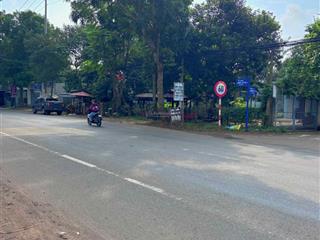 Đất mt đường nhựa gần vòng xoay hòa long chủ bán lỗ
