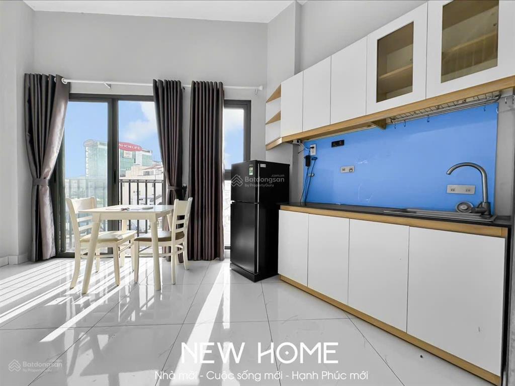 Căn hộ cao cấp, đầy đủ tiện nghi  cửa sổ trời thoáng mát  ngay gigamall, đh luật