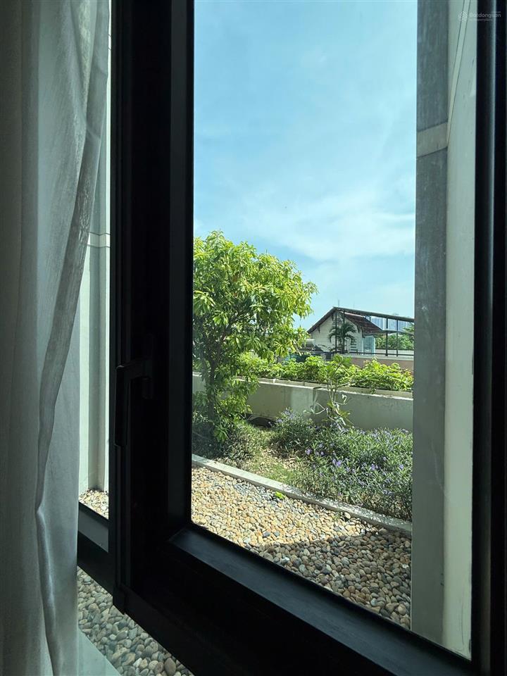 Bán căn hộ, 143m2 vuông, thảo điền quận 2