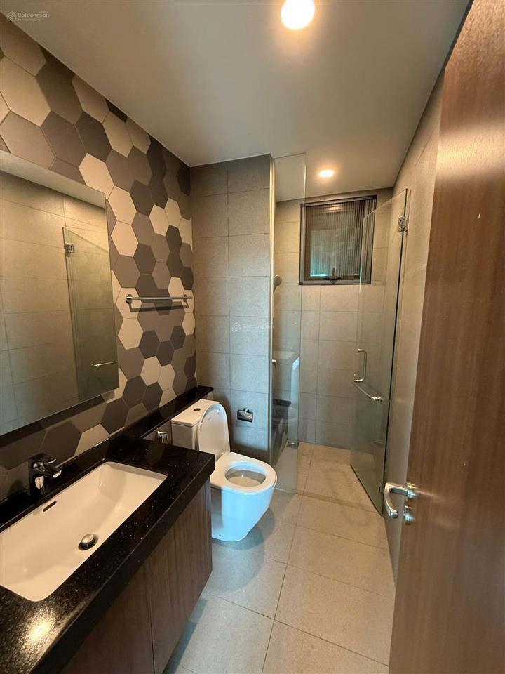 Bán căn hộ, 143m2 vuông, thảo điền quận 2