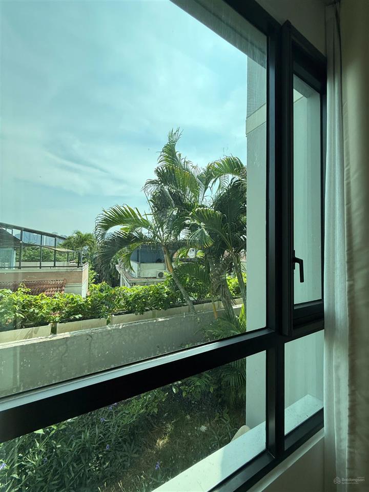 Bán căn hộ, 143m2 vuông, thảo điền quận 2