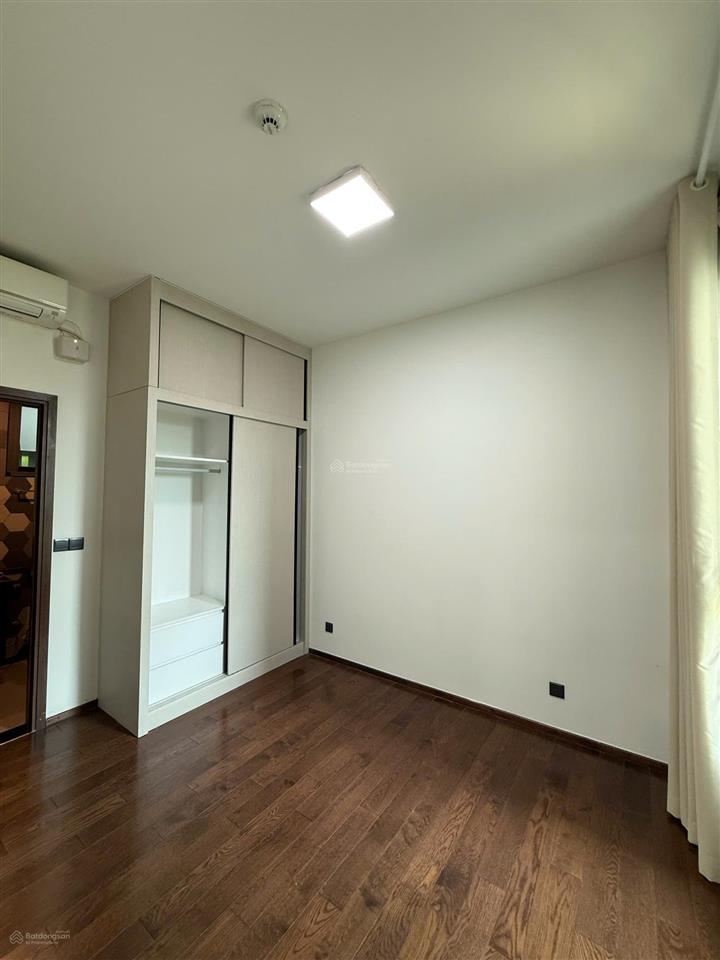 Bán căn hộ, 143m2 vuông, thảo điền quận 2