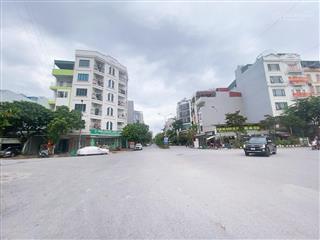 Đất hiếm 50m2 giá 17tỷ, kinh doanh ngày đêm đường đôi  vỉa hè rộng , la khê, vạn phúc, hà đông