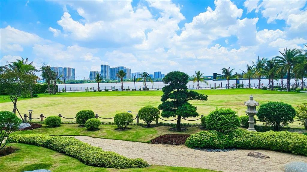Bảng giá izumi canaria (5/2026) nhà phố vườn 6,9 tỷ, chỉ 2,1 tỷ nhận nhà, sổ hồng, nh cho vay 70%
