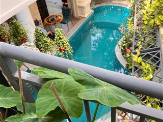 Bán biệt thự phú mỹ hưng có hồ bơi+sauna riêng, sổ sẵn, giá 40 tỷ full nội thất, có thang máy riêng