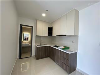 Cần bán 1pn  q7 boulevard  giá 2.1 tỷ  view ngoài hướng nam  tầng trung.   0931 760 *** (zalo)