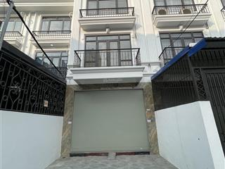 Bán nhà 40m2 giá 3 tỷ300 ô tô cạnh nhà , sổ đỏ chuẩn thiết kế hiện đại , chợ , trường , tiện ích