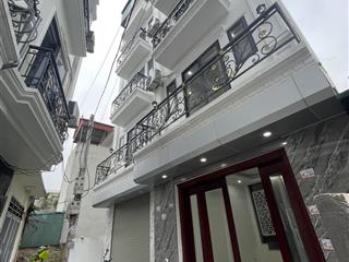 Bán nhà 32m2 giá 3,7 tỷ tại đường đồng nhân trong đê thiết kế tân cổ hiện đại sổ đỏ chuẩn xây 5t
