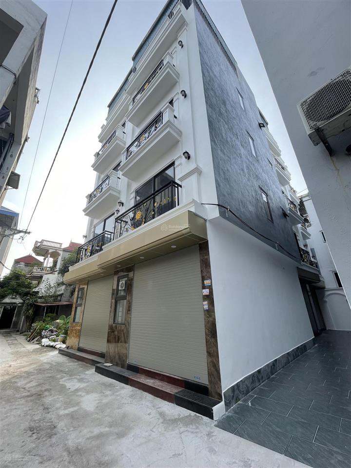 Nhà 32m2 giá 2tỷ549tr ôtô cạnh nhà thiết kế 4 tầng xây mới mỗi tầng 1 phòng ngủ rộng đẹp sang trọng