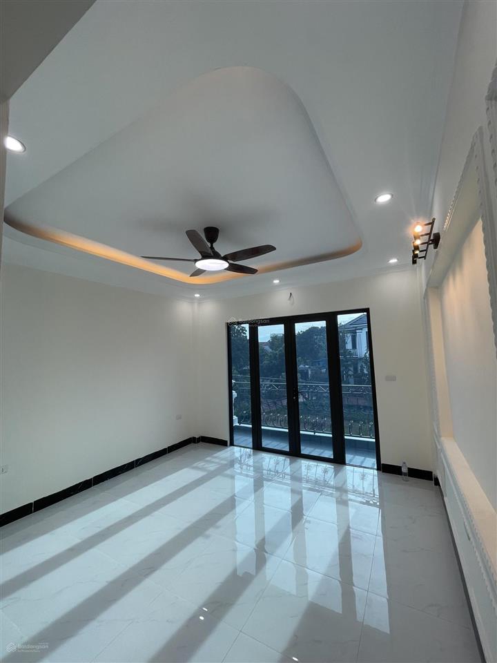 Nhà 32m2 giá 2tỷ549tr ôtô cạnh nhà thiết kế 4 tầng xây mới mỗi tầng 1 phòng ngủ rộng đẹp sang trọng