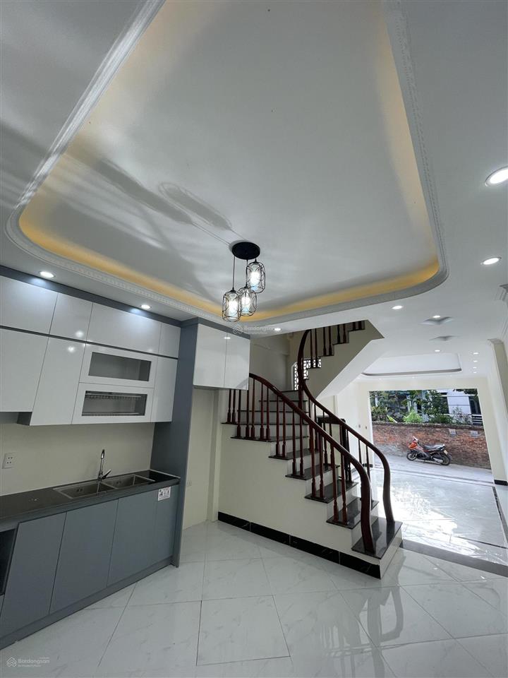 Nhà 32m2 giá 2tỷ549tr ôtô cạnh nhà thiết kế 4 tầng xây mới mỗi tầng 1 phòng ngủ rộng đẹp sang trọng