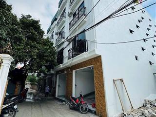 Bán nhà 35m2 giá 4tỷ550tr xây mới 5 tầng sổ đỏ chuẩn thiết kế đẹp, không lỗi phong thủy, chợ trường