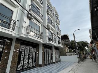 Bán nhà 32m2 giá 2tỷ480tr ô tô gần nhà, nhà đẹp không quy hoạch không lỗi phong thủy, tiện ích