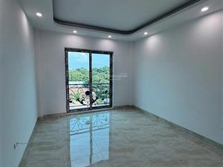 Bán nhà 32m2 giá 2tỷ480tr ô tô gần nhà, nhà đẹp không quy hoạch không lỗi phong thủy, tiện ích