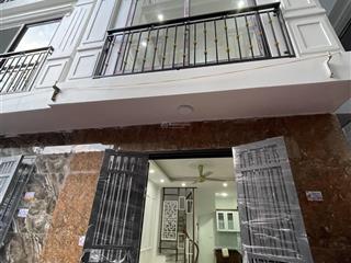 Bán nhà 32m2, giá 2,5tỷ ngõ ô tô gần nhà, nhà đẹp không lỗi phong thủy tiện ích gần chợ, trường