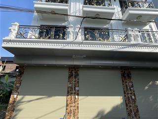 Bán nhà đẹp 35m2 giá 4tỷ500 x 5 tầng sổ đỏ chuẩn không lỗi phong thủy, gần đại học đại nam chợ xốm