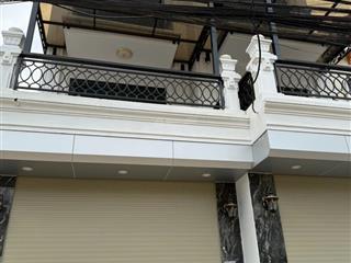 Bán nhà 50m2 giá 3tỷ500tr xây 4 tầng có sân trước sau nhà, tum phơi đồ nhà đẹp không lỗi phong thủy