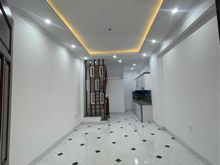 Bán nhà 30m2 giá 3tỷ500 ngõ ô tô cạnh nhà , gần quốc lộ 21b , khu tiện ích chợ , trường