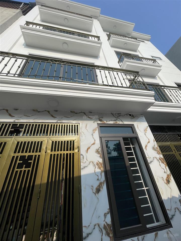 Bán nhà 30,8m2 giá 4,5tỷ xây mới khu vực tiện ích gần trường chợ , sổ đỏ chuẩn thiết kế hiện đại