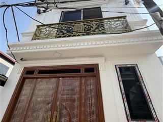 Bán nhà 32m2 giá 2tỷ750tr ngõ ô tô gần gần chợ trường ql 6 nhà đủ công năng 3 ngủ bếp khách phơi