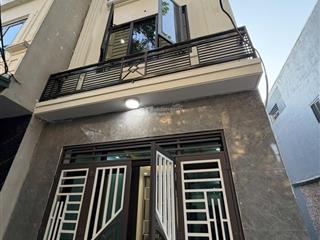 Bán nhà 43m2 giá 3tỷ950tr sổ đỏ chuẩn không quy hoạch không lỗi phong thủy khu vực tiện ích tốt